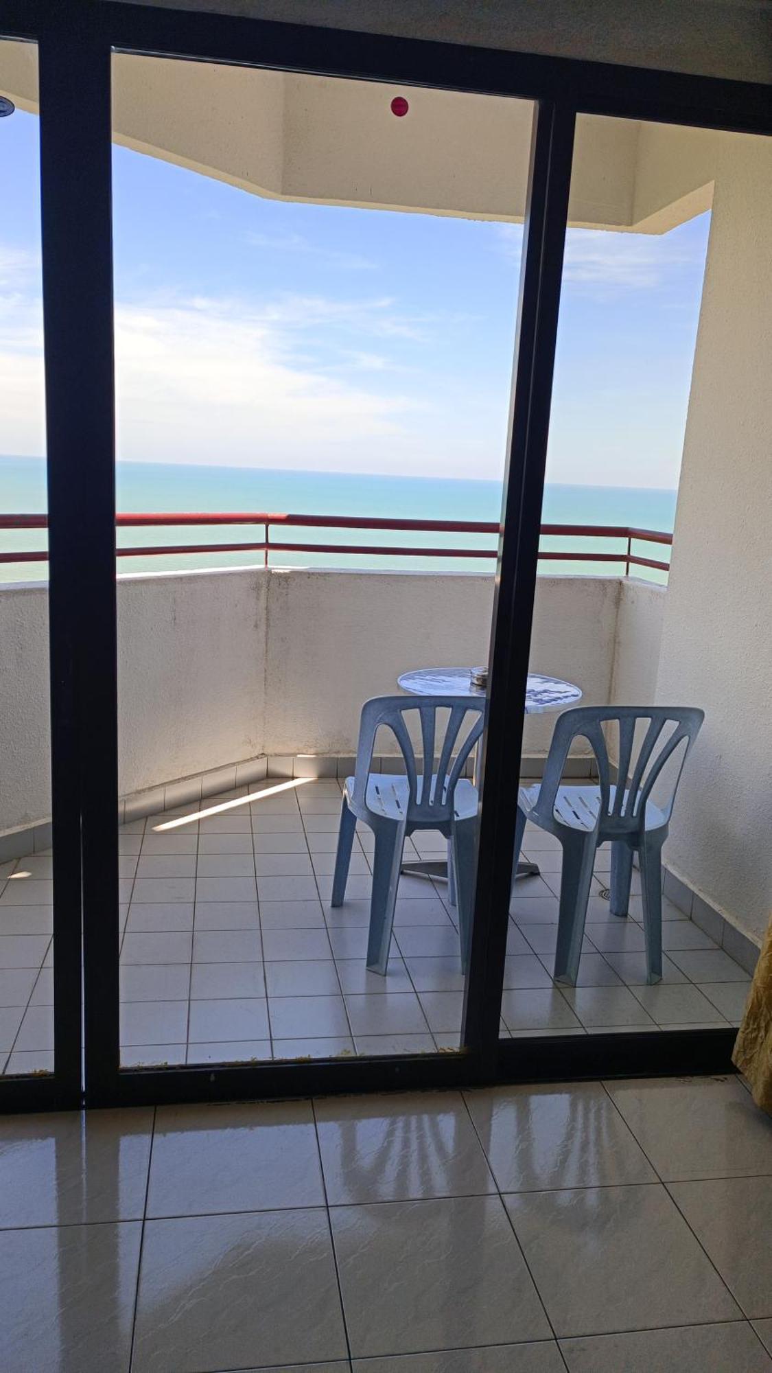 The Barn Private Home @ Sri Sayang Apartment باتو فيرينغي المظهر الخارجي الصورة