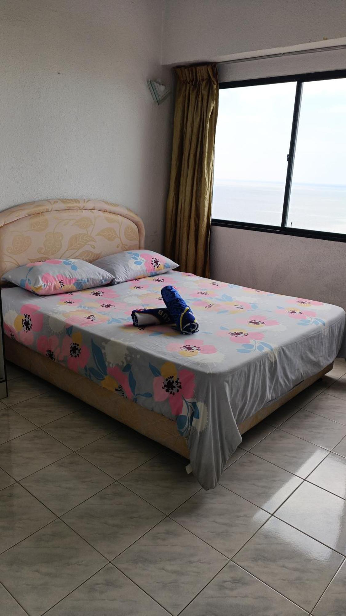The Barn Private Home @ Sri Sayang Apartment باتو فيرينغي المظهر الخارجي الصورة
